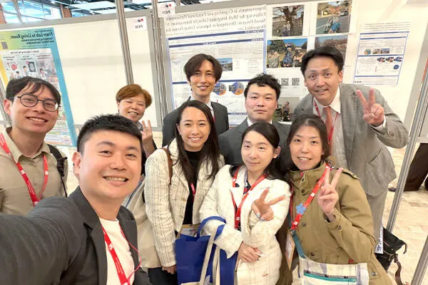 Scenes from the 37th International Alzheimer's Disease Congress